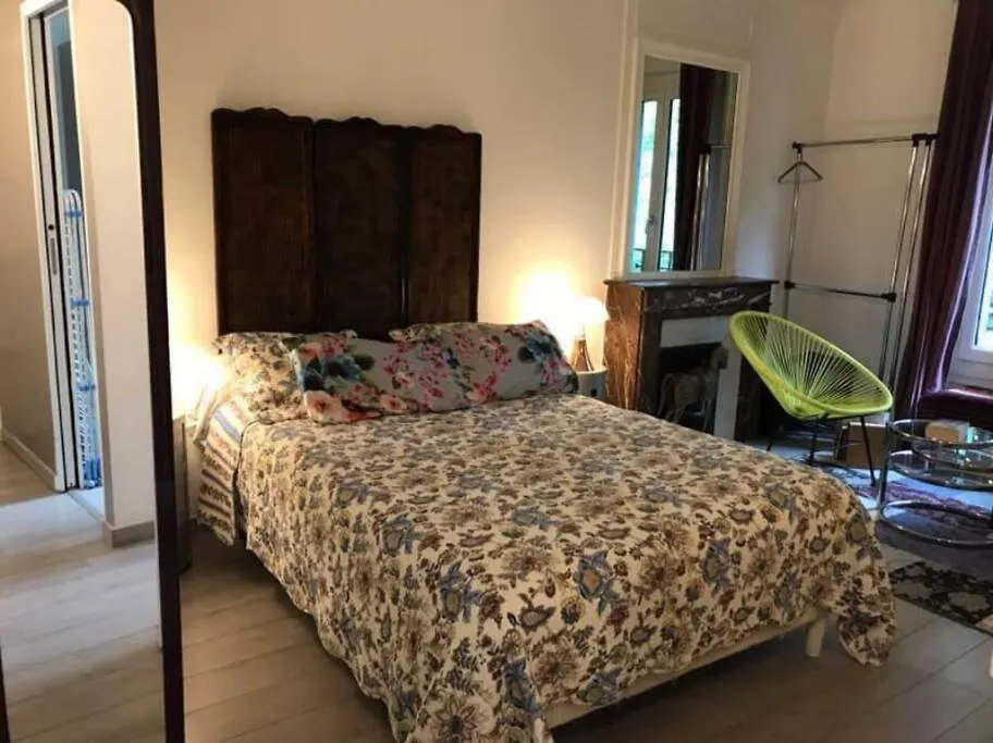 Apartment Appart 2 Piece 52 M2 Vue Jardin Paris