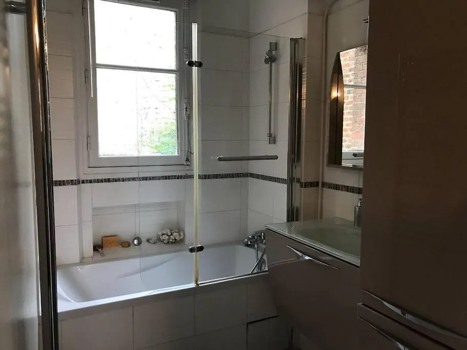 Apartment Appart 2 Piece 52 M2 Vue Jardin Paris